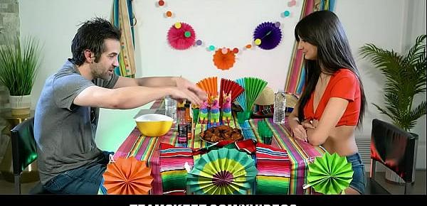  Hot Mexican Chick Eliza Ibarra Celebrates Cinco De Mayo With Lucky Stud